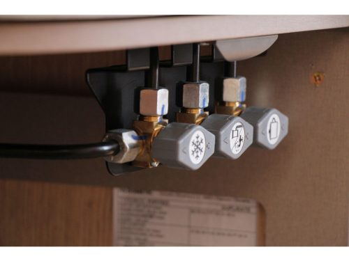 Hymer BMC-I 600 Single beds + Pop-top roof  photo: 46