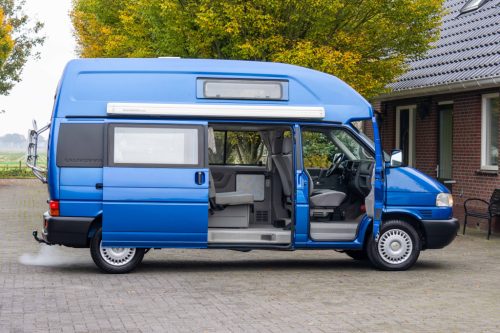 VOLKSWAGEN CALIFORNIA Foto: 3