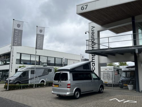 VOLKSWAGEN TRANSPORTER WESTFALIA BUILT-IN POP-TOP ROOF 1ST OWNER photo: 7