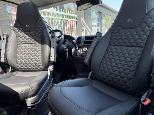 Adria Coral 650 DL - AUTOMAAT Foto: 5