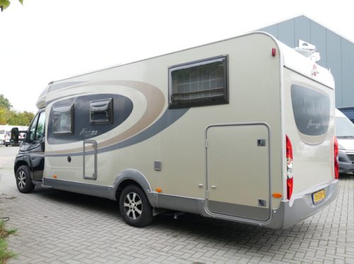 B&uuml;rstner Nexxo T728 Edition 25, Single Beds, Many Options!! photo: 22