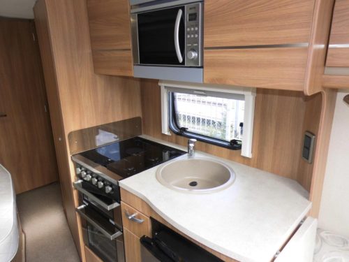 Sprite Cruzer 495 SR Mover and cassette awning! photo: 3