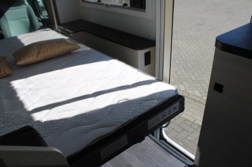 Nahezu neuer Exklusive Line 660 Chausson AUTOMATIK Doppelt&uuml;r Artic Pack (70 Foto: 67