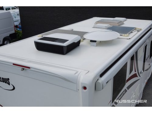 McLouis Nevis 150Pk | French bed | Roof air conditioning | Air suspension | Solar panel photo: 22