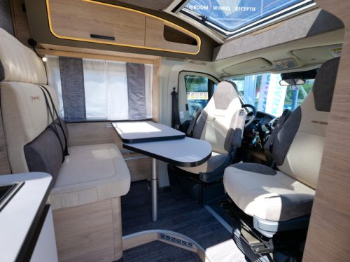 Weinsberg CaraCompact 600 MEG 2027 model, automatic photo: 7