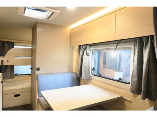 Weinsberg CaraLife 470 QDK Rangierhilfe+Klimaanlage+Vorzelt  Foto: 15