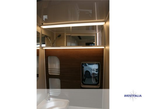 Westfalia Sven Hedin 600D Premium 163hp Auto. now Lithium battery &amp; Solar panel for &euro; 0.00 photo: 11