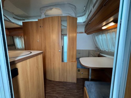 Eriba Touring Triton 430 photo: 3