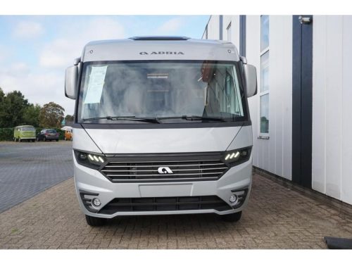 Adria Sonic Supreme 700 DL Automatic 180 HP photo: 2