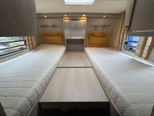 B&uuml;rstner Nexxo T 728 G E&P Levelsysteem und mehr! Foto: 3