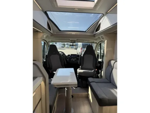 Adria Compact Supreme DL Automatic photo: 9
