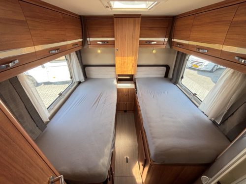 Eura Mobil Terrestra 720 Single beds/2015/Pop-top roof  photo: 14