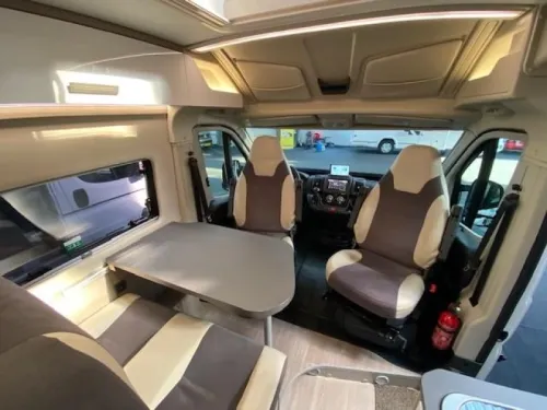 Chausson V697 VIP Automatik, Einzelbetten! Foto: 5