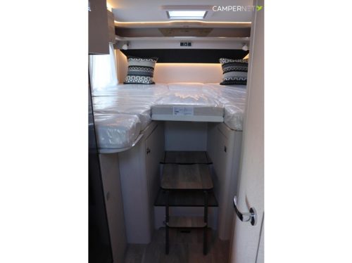 Hymer Exsis T580 140hp Automatic | Xperience edition | AL-KO Lightweight Frame | Narrow model | Single beds | Solar panels | XXL Bed | photo: 18