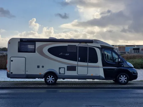B&uuml;rstner Nexxo T 728 G Jubile 25 photo: 2
