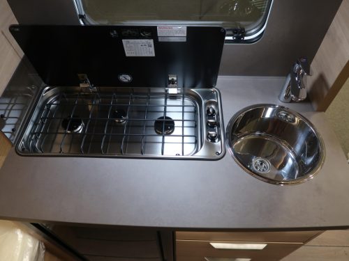 Knaus Sudwind Black Selection 460 EU EINZELBETTEN Foto: 10