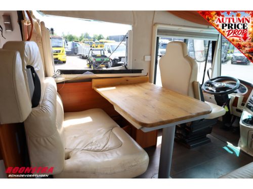 Concorde Carver 820L 70C170 Aut. Level Air Suspension Roof Air Conditioning Solar Awning Tow hitch photo: 21