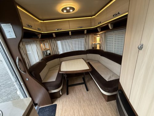 Hobby Prestige 495 UL 2 BETTEN RANGIERHILFE VORZELT  Foto: 5