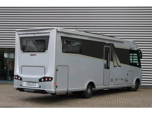Frankia Platin I 8400 PLUS Mercedes Round sofa 190HP photo: 2