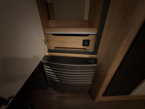 Knaus Sport Platinum 500 EU Platinum+Boden+1800KG Foto: 8