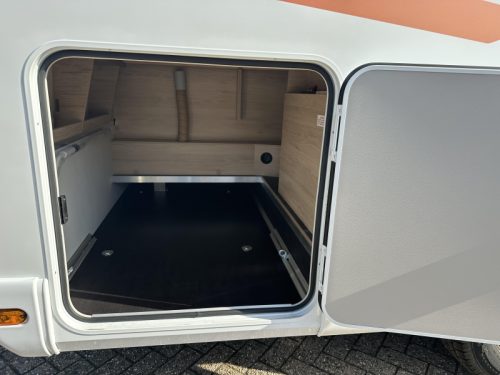 Weinsberg CaraCompact Pepper 600 MF 2027 Fransbed Model!  foto: 11