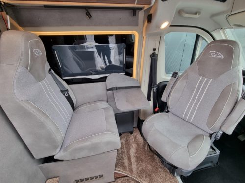 P&ouml;ssl Summit Shine 600 L Single beds Automatic  photo: 13