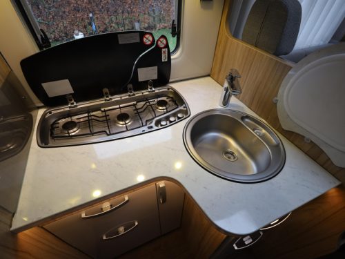 Hymer T 698 CL Queensbed photo: 6