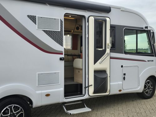Rapido 896 F Automatic Towbar Air Suspension photo: 6
