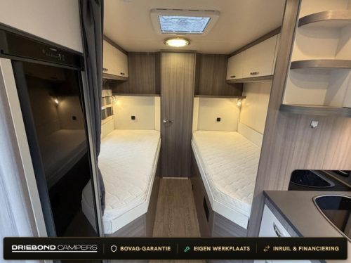 Hobby Optima Ontour T 70 E Lits Jumeaux Grande Salle de Bain Auvent photo: 2