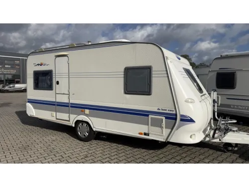 Hobby De luxe Easy 460 UFE franz&ouml;sisches Bett Rundsitzgruppe Toilette