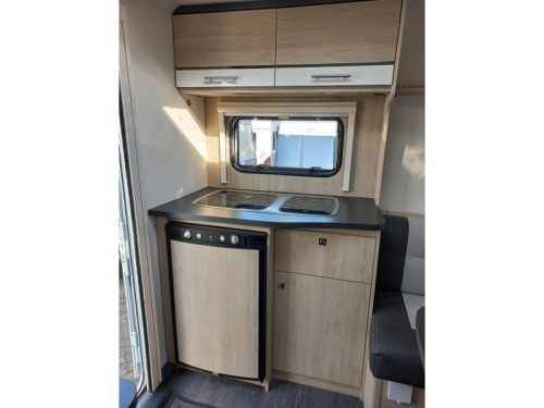 Caravelair Antares Style 410 Mover-Vorzelt Foto: 8