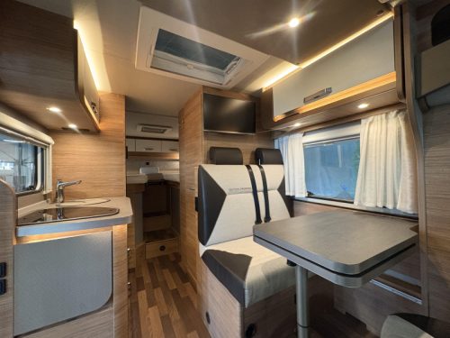Weinsberg CaraCompact Pepper 600 MEG compact / Kassettenmarkise Foto: 12