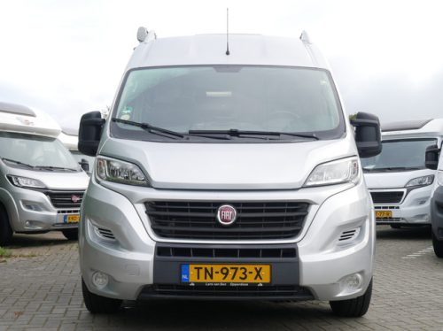 P&ouml;ssl 2win, 6 Meter Van conversion, Towing hitch, Diesel heater photo: 1