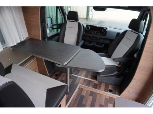 Weinsberg Caracompact 640MEG 170pk Automaat + Airco/ Levelsysteem/ Lithium/ Zonnepanelen/ Garantie! Foto: 10