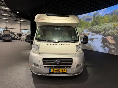 Carthago Chic C-Line T 5.0 QB Queensbett 5.0 180PS Foto: 5