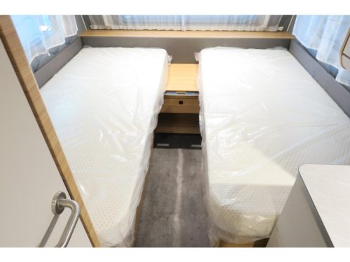 Dethleffs Summer Edition 460 EL AIRCO+FLOOR HEATING photo: 4