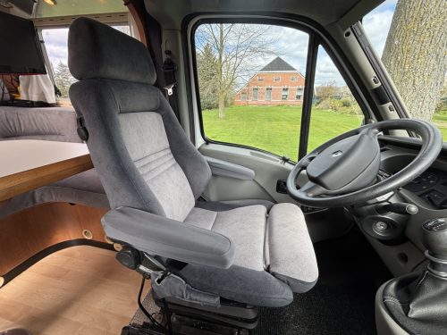 ARCA 3.0L (Kette) Sehr ger&auml;umig Komplett und gut gepflegt P 674 LSX Foto: 5