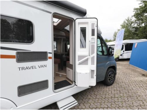 B&uuml;rstner Travel Van T 620 G HL 140PK-AUTOMATIC ACTION MODEL photo: 6