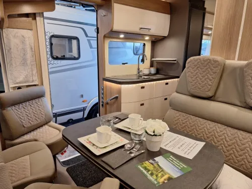 Carthago C1-Tourer 141 KB-LE 2 SINGLE BEDS-180HP-AUTOM photo: 21
