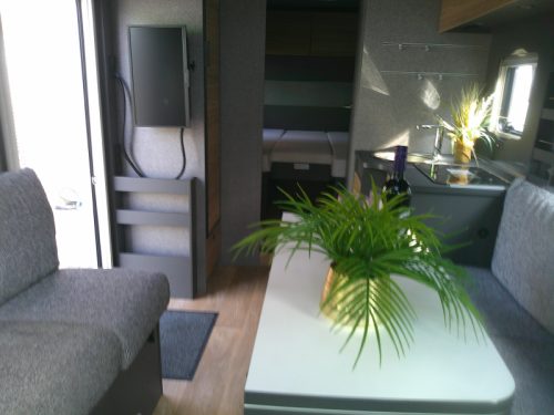Dethleffs Trend 7057 EBL face to face lage bedden Foto: 1