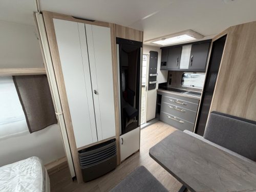 Hobby De Luxe 460 SFF SPECIAL OFFER PRICE! photo: 9