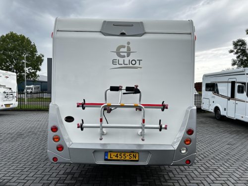 CI Elliot Queensbed/2016/pop-top roof! photo: 21