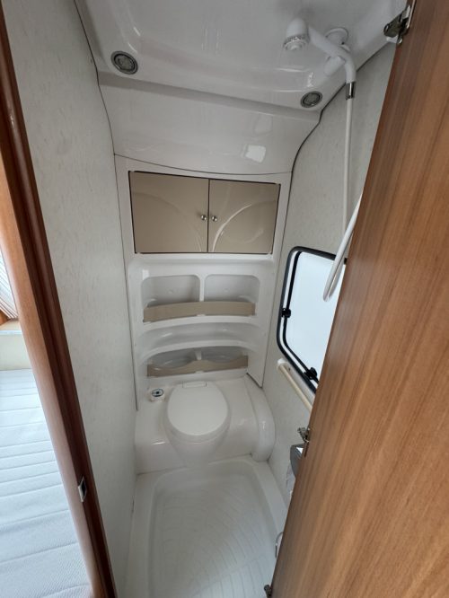 HOBBY 560 CFE photo: 5