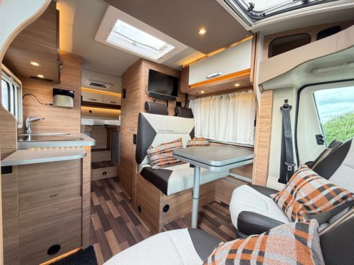 Weinsberg Knaus CaraCompact Pepper 600 MEG MAXXFAN / BEARLOCK / XXL K&Uuml;HLSCHRANK / ST&Uuml;TZEN / TV + SAT / FAHRRADTR&Auml;GER / 2JahreGarantie Foto: 1