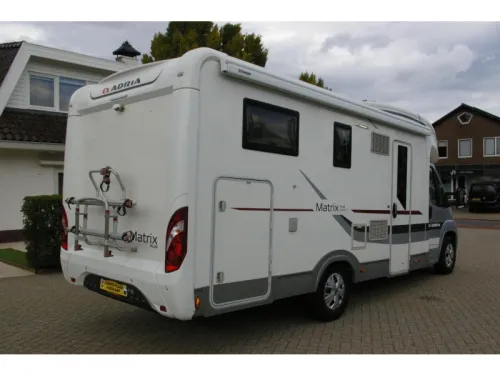 Adria Matrix Plus 670 SL Lits jumeaux, Toit relevable. photo : 1