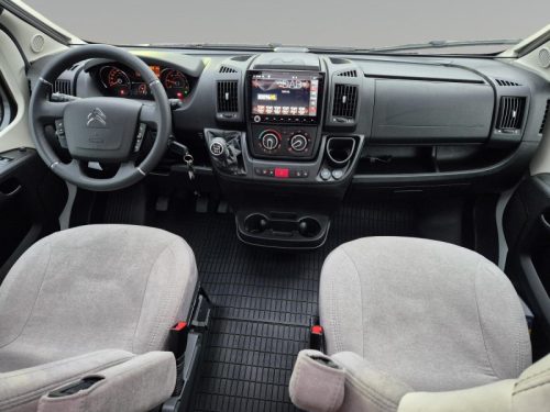 LMC Tourer T660 G photo: 3