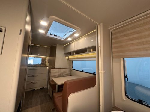 B&uuml;rstner Averso 470 TS Harmony Line photo: 20