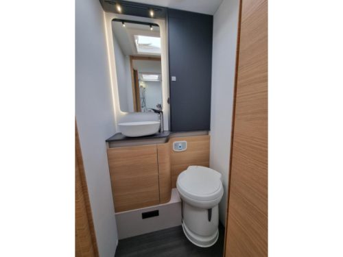 Adria Coral 670 DL 60 Years Edition Foto: 17