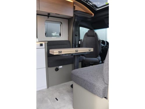 Hymer GT-S 685 170hp Automatic | Face to Face | Oven | Diesel heating | Winter package | Separate Shower | Single beds | New from stock photo: 5