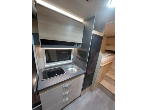 Itineo PJ700 single beds pop-top roof photo: 9